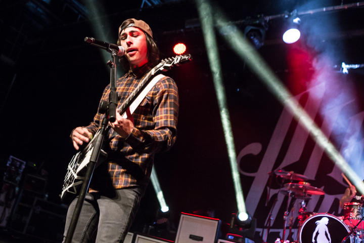 Pierce The Veil @ Trix, picture 7, photographed by Dorien Goetschalckx - FrontView Magazine