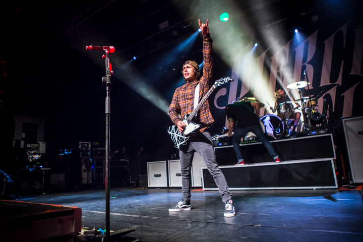 Pierce The Veil @ Trix, picture 10, photographed by Dorien Goetschalckx - FrontView Magazine