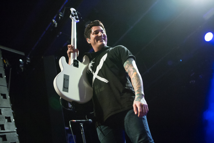 Pierce The Veil @ Trix, picture 18, photographed by Dorien Goetschalckx - FrontView Magazine