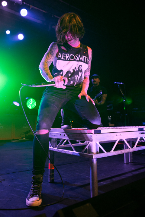 Sleeping With Sirens @ Trix, foto 10, foto's door Dorien Goetschalckx - FrontView Magazine