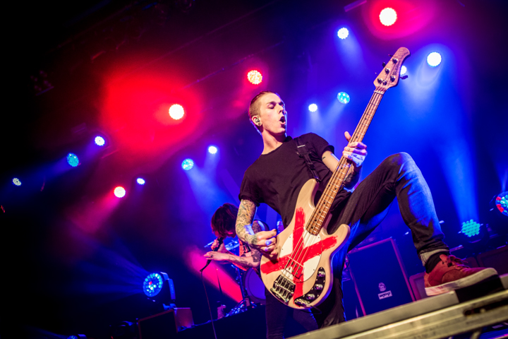 Sleeping With Sirens @ Trix, foto 16, foto's door Dorien Goetschalckx - FrontView Magazine