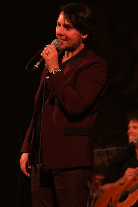 De 3JS en Bart Herman - Bronnen @ Arenbergschouwburg, picture 6, photographed by Bianca van Barneveld - FrontView Magazine