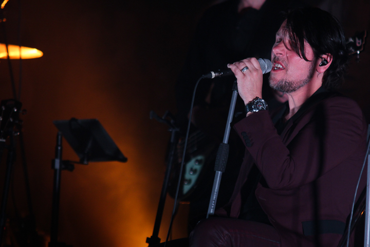 De 3JS en Bart Herman - Bronnen @ Arenbergschouwburg, picture 17, photographed by Bianca van Barneveld - FrontView Magazine