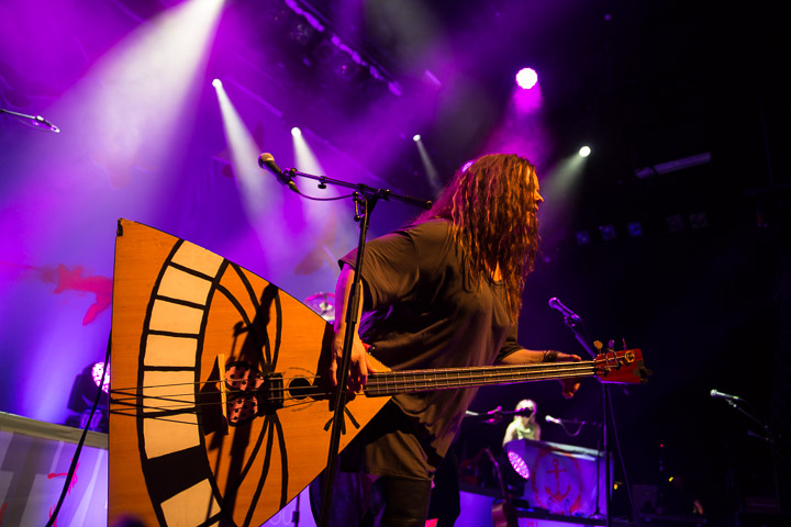 Katzenjammer @ Het Depot, picture 8, photographed by Gino Verhulst - FrontView Magazine