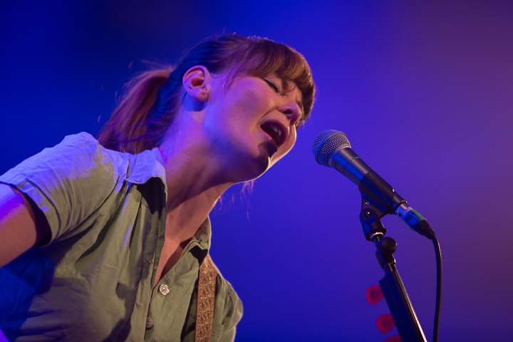 Katzenjammer @ Het Depot, picture 24, photographed by Gino Verhulst - FrontView Magazine