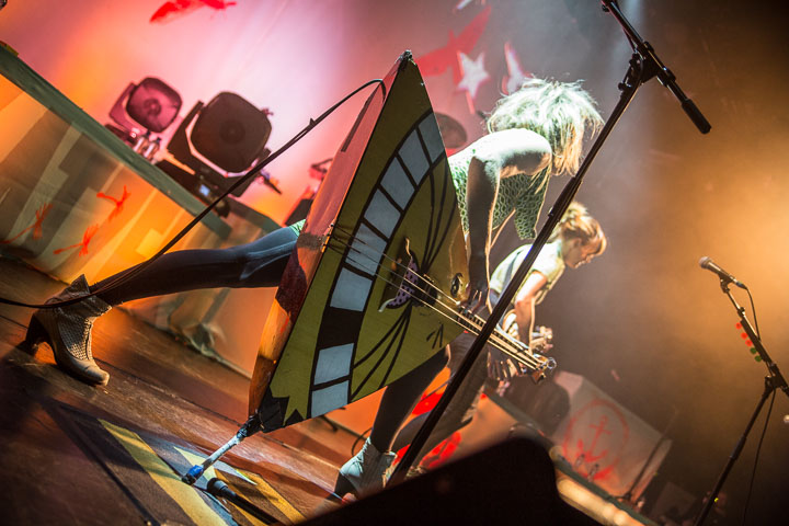 Katzenjammer @ Het Depot, picture 34, photographed by Gino Verhulst - FrontView Magazine