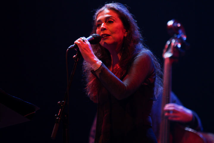 Savina Yannatou & Primavera en Salonico @ De Roma, picture 6, photographed by Bianca van Barneveld - FrontView Magazine