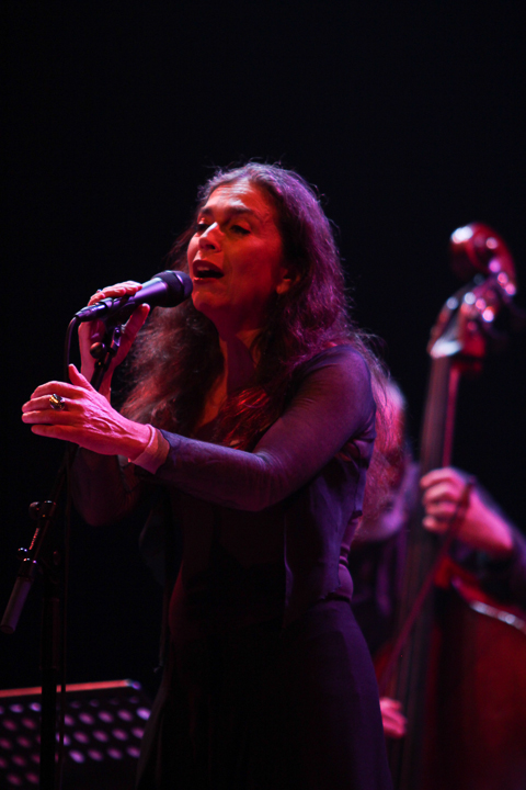 Savina Yannatou & Primavera en Salonico @ De Roma, picture 13, photographed by Bianca van Barneveld - FrontView Magazine