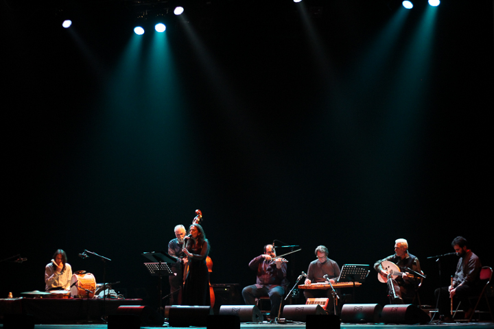 Savina Yannatou & Primavera en Salonico @ De Roma, picture 18, photographed by Bianca van Barneveld - FrontView Magazine