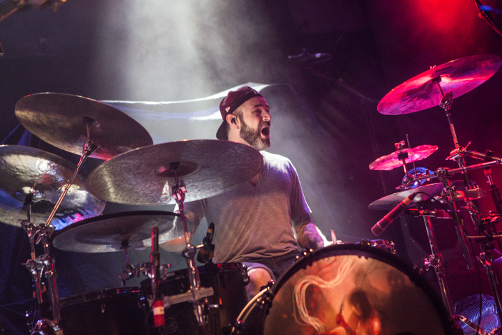 Periphery @ Effenaar, foto 6, foto's door Dorien Goetschalckx - FrontView Magazine