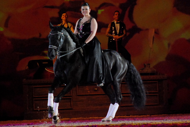 Apassionata @ Bielefeld, picture 13, photographed by Peter Minnebo - FrontView Magazine