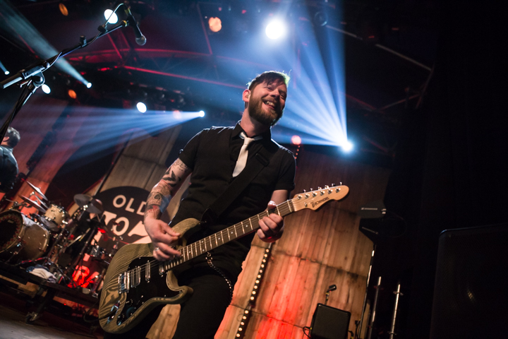 Fiddler's Green @ Paaspop 2015, picture 2, photographed by Dorien Goetschalckx - FrontView Magazine