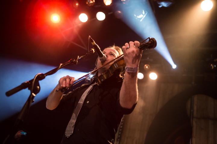 Fiddler's Green @ Paaspop 2015, picture 3, photographed by Dorien Goetschalckx - FrontView Magazine