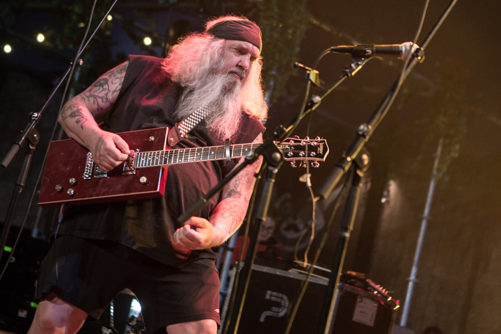 Katastroof @ Paaspop 2015, picture 4, photographed by Dorien Goetschalckx - FrontView Magazine