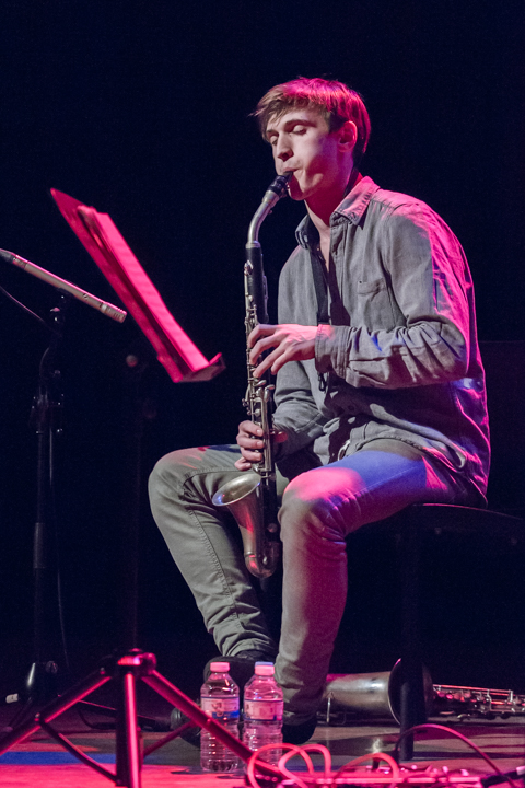 Linus @ De Casino St.-Niklaas, picture 7, photographed by Guy Danneels - FrontView Magazine