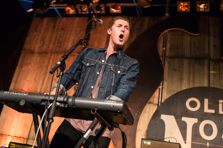 Sunday Sun @ Paaspop 2015, picture 9, photographed by Dorien Goetschalckx - FrontView Magazine