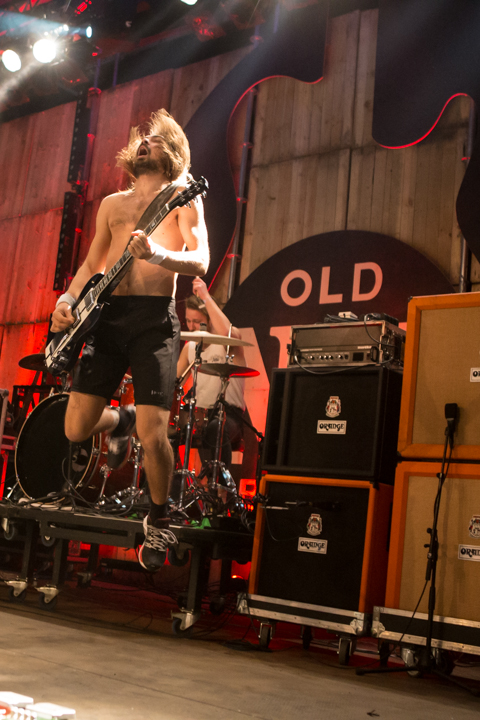 Truckfighters @ Paaspop 2015, foto 2, foto's door Dorien Goetschalckx - FrontView Magazine
