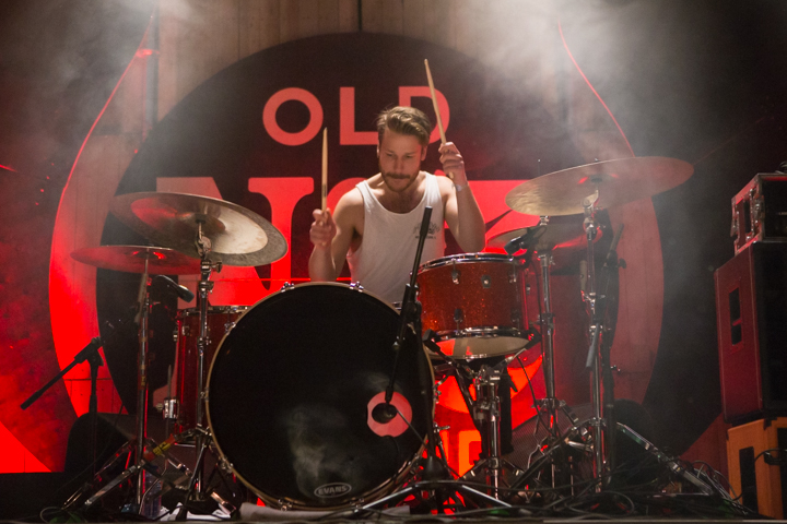 Truckfighters @ Paaspop 2015, foto 5, foto's door Dorien Goetschalckx - FrontView Magazine