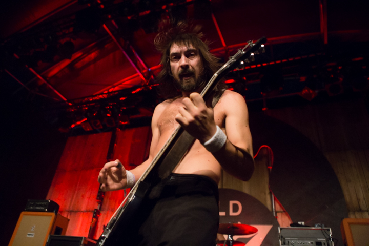 Truckfighters @ Paaspop 2015, foto 10, foto's door Dorien Goetschalckx - FrontView Magazine