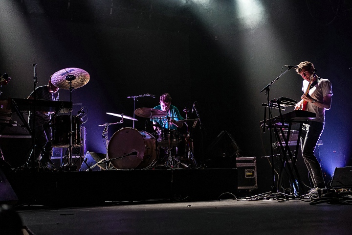 BRNS @ Pias Nites 2015, picture 14, photographed by Edwin Houdevelt - FrontView Magazine