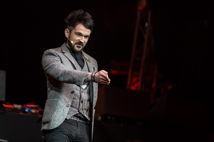 Colin Cloud @ Paaspop 2015, picture 2, photographed by Dorien Goetschalckx - FrontView Magazine