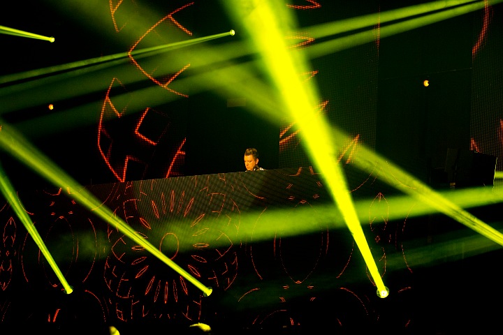 MNM Back to the 90’s & 00’s @ Sportpaleis, picture 5, photographed by Marc Verdonck - FrontView Magazine
