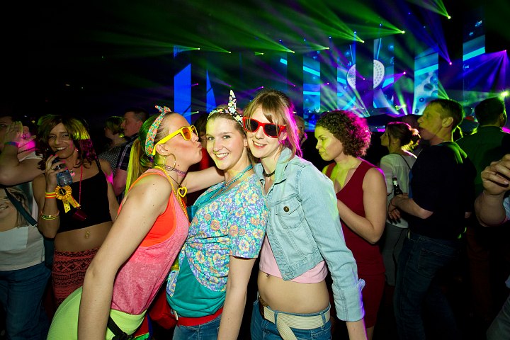 MNM Back to the 90’s & 00’s @ Sportpaleis, picture 36, photographed by Marc Verdonck - FrontView Magazine