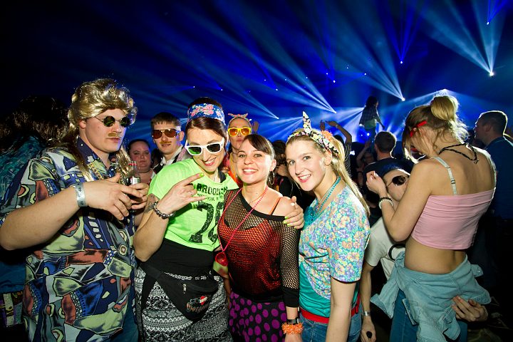 MNM Back to the 90’s & 00’s @ Sportpaleis, picture 40, photographed by Marc Verdonck - FrontView Magazine
