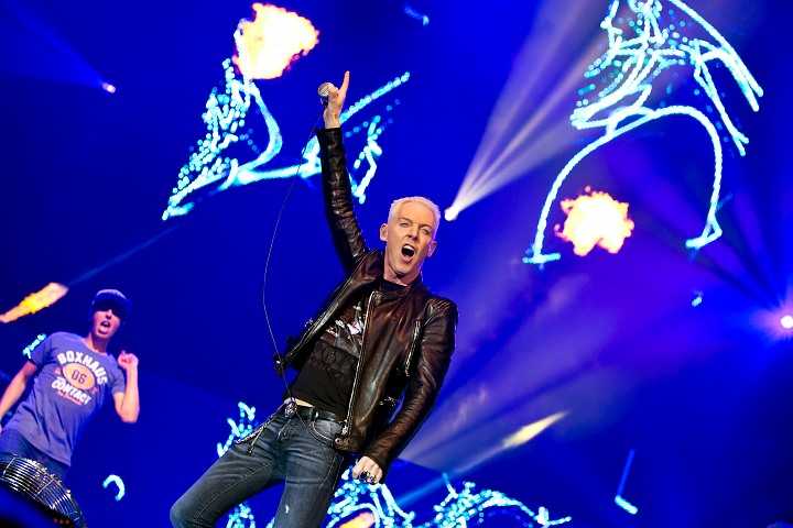 MNM Back to the 90’s & 00’s @ Sportpaleis, picture 57, photographed by Marc Verdonck - FrontView Magazine