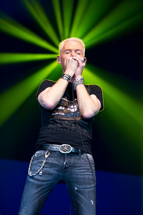 MNM Back to the 90’s & 00’s @ Sportpaleis, picture 65, photographed by Marc Verdonck - FrontView Magazine