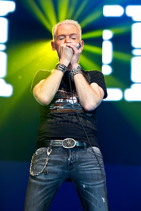 MNM Back to the 90’s & 00’s @ Sportpaleis, picture 66, photographed by Marc Verdonck - FrontView Magazine