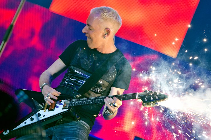 MNM Back to the 90’s & 00’s @ Sportpaleis, picture 69, photographed by Marc Verdonck - FrontView Magazine