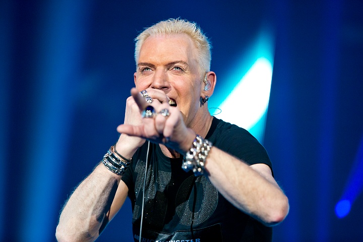 MNM Back to the 90’s & 00’s @ Sportpaleis, picture 74, photographed by Marc Verdonck - FrontView Magazine
