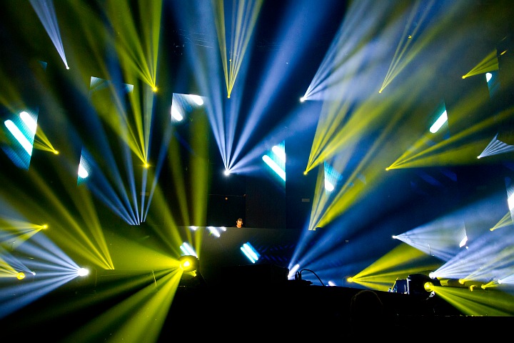 MNM Back to the 90’s & 00’s @ Sportpaleis, picture 121, photographed by Marc Verdonck - FrontView Magazine