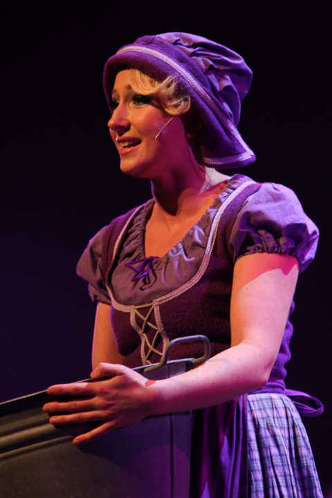 Première Assepoester De Sprookjesmusical @ Stadsschouwburg Antwerpen, foto 17, foto's door Bianca van Barneveld - FrontView Magazine