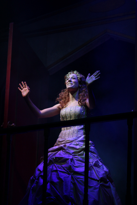 Première Assepoester De Sprookjesmusical @ Stadsschouwburg Antwerpen, foto 30, foto's door Bianca van Barneveld - FrontView Magazine