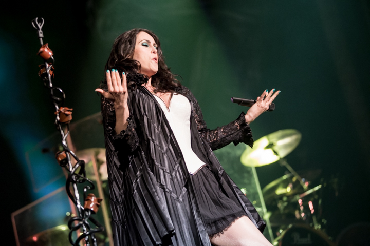 Within Temptation @ Paaspop 2015, picture 1, photographed by Dorien Goetschalckx - FrontView Magazine