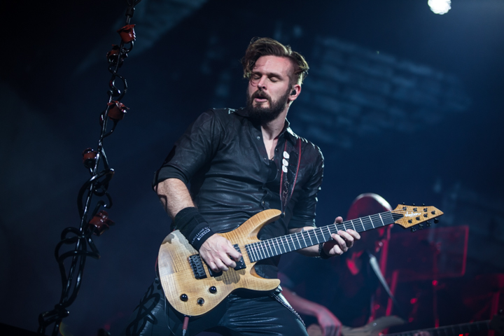 Within Temptation @ Paaspop 2015, picture 15, photographed by Dorien Goetschalckx - FrontView Magazine