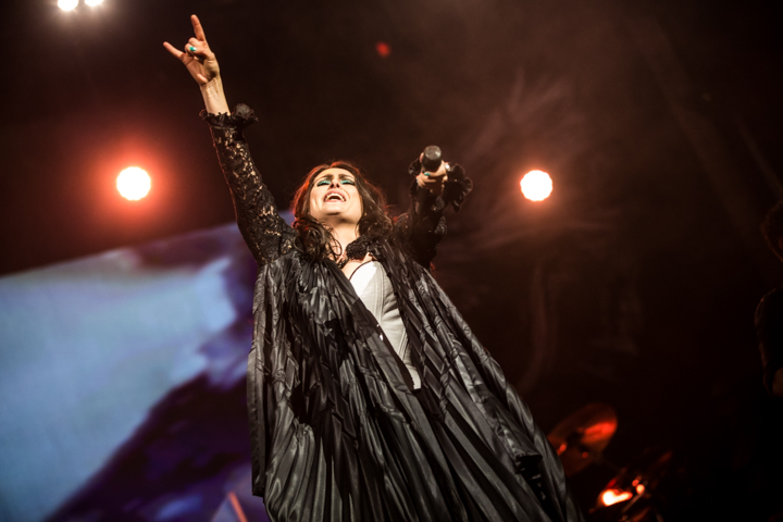 Within Temptation @ Paaspop 2015, picture 17, photographed by Dorien Goetschalckx - FrontView Magazine