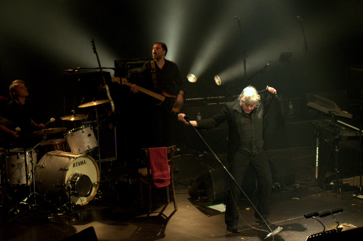 Arno @ Ancienne Belgique, foto 35, foto's door Bart Baevegems - FrontView Magazine