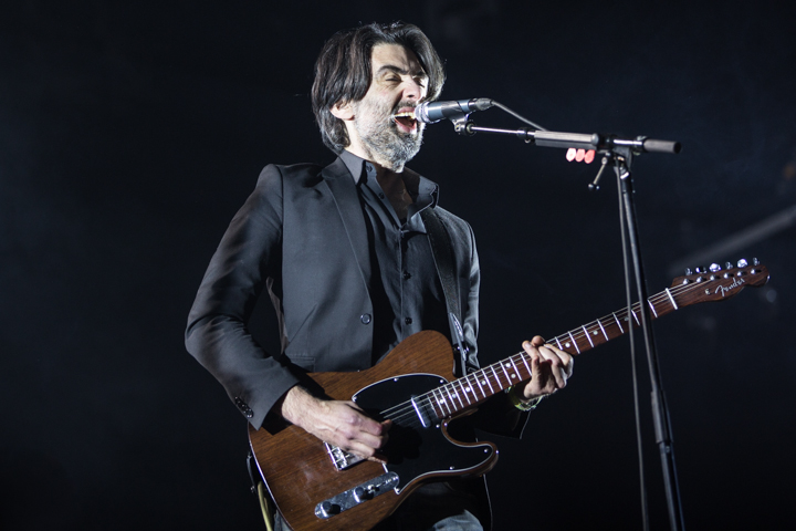 dEUS @ Paaspop 2015, picture 9, photographed by Dorien Goetschalckx - FrontView Magazine