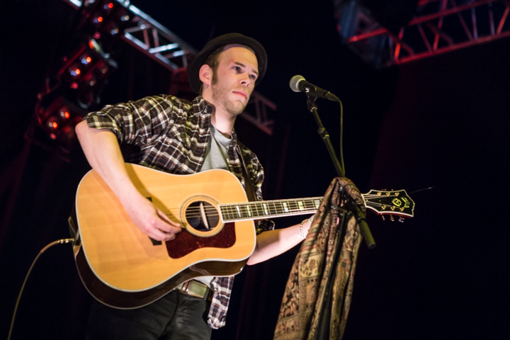 Michael Prins @ Paaspop 2015, picture 3, photographed by Dorien Goetschalckx - FrontView Magazine