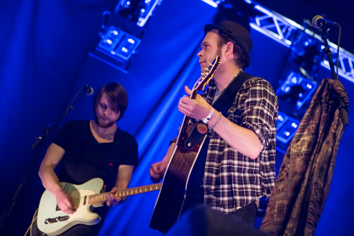 Michael Prins @ Paaspop 2015, picture 7, photographed by Dorien Goetschalckx - FrontView Magazine