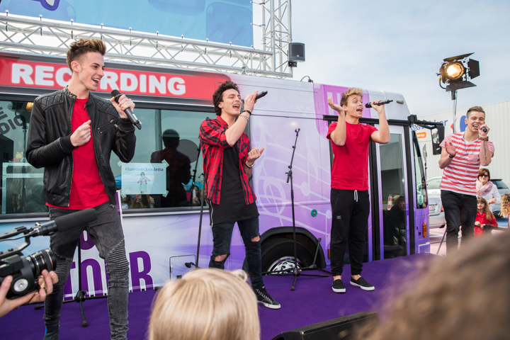 Boycode showcase @ Carrefour Oostakker, foto 41, foto's door Guy Danneels - FrontView Magazine