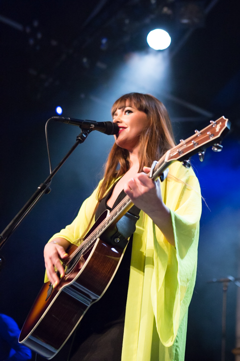 PollyAnna @ Paaspop 2015, picture 9, photographed by Dorien Goetschalckx - FrontView Magazine