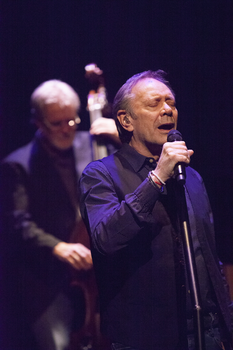 Rob de Nijs @ Cc Casino Koksijde, picture 12, photographed by Frank Lambrechts - FrontView Magazine