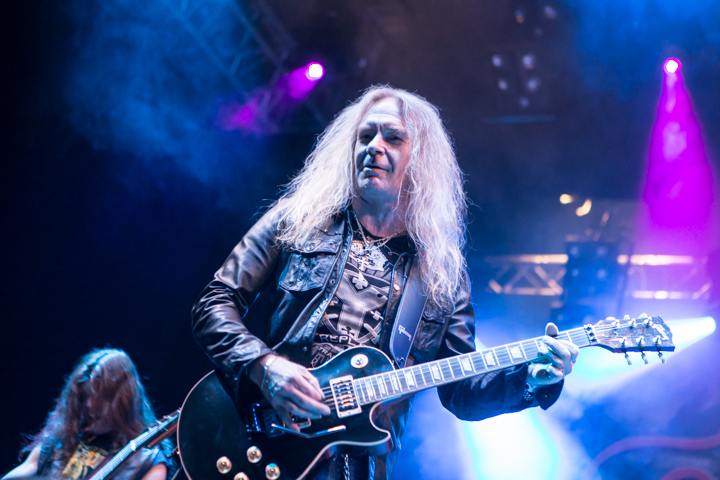 Saxon @ Paaspop 2015, foto 2, foto's door Dorien Goetschalckx - FrontView Magazine