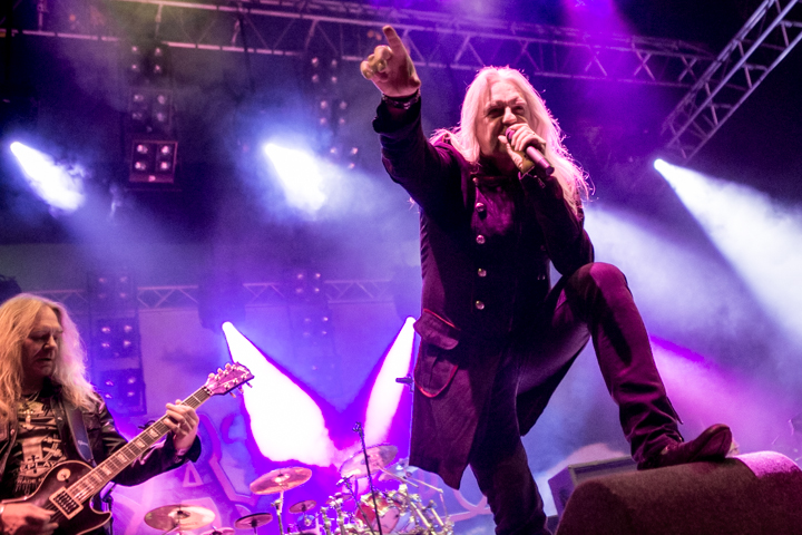 Saxon @ Paaspop 2015, foto 12, foto's door Dorien Goetschalckx - FrontView Magazine