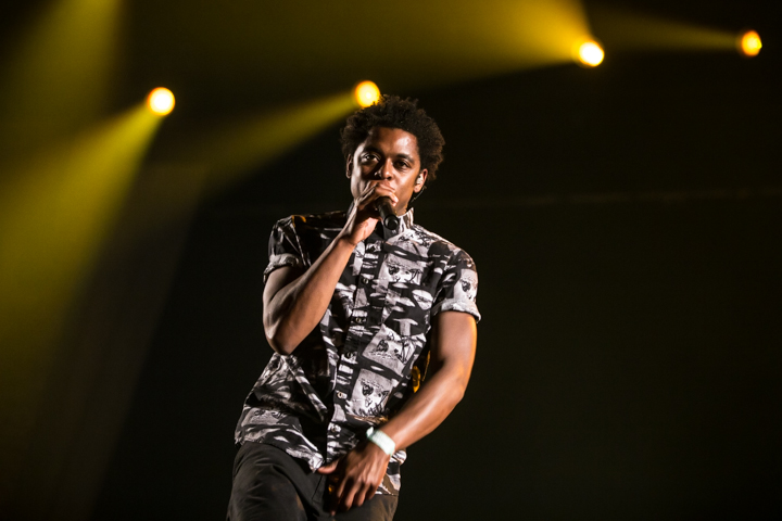 Typhoon @ Paaspop 2015, picture 10, photographed by Dorien Goetschalckx - FrontView Magazine