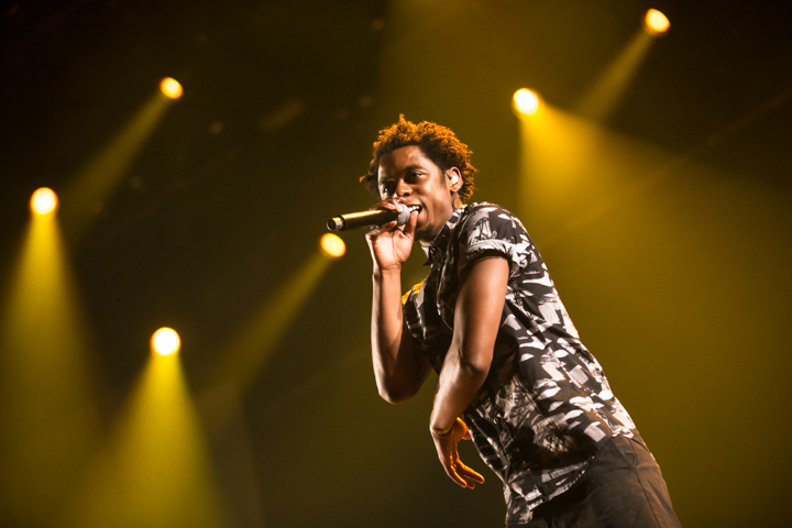 Typhoon @ Paaspop 2015, picture 12, photographed by Dorien Goetschalckx - FrontView Magazine